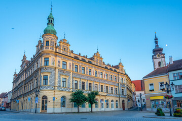 Obraz premium Sunset view of Alsovo namesti square in Pisek, Czech republic