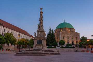 Obraz premium Sunrise view of Church of the Blessed Virgin Mary in the old tow