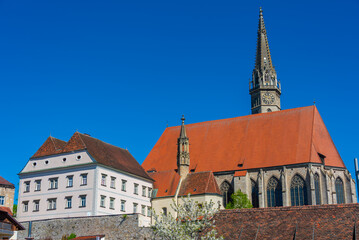 Fototapeta premium Parish Church of Saints Giles and Coloman in Austrian town Steyr