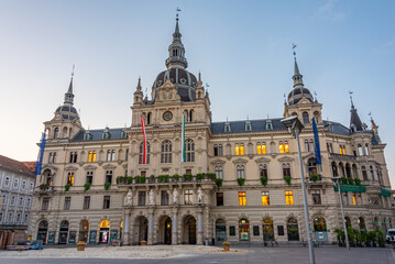 Obraz premium Sunrise view of the town hall in graz, Austria