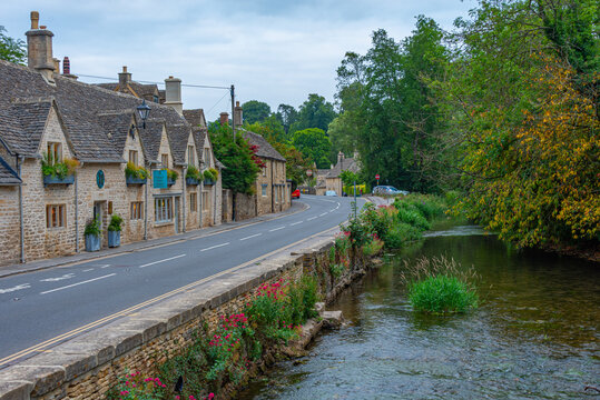 Historical houses in English town Bibury
