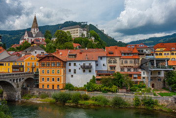 Obraz premium Riverside of Mura at Murau in Austria