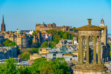 Fototapeta premium Panorama of the old town of Edinburgh from calton hill, Scotland