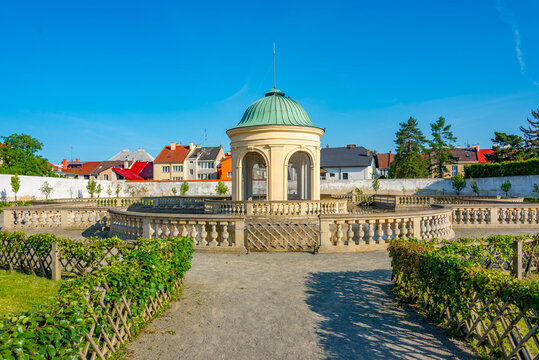 Aviary at the Flower garden at Kromeriz, Czech republic