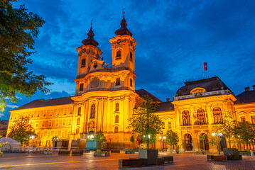 Fototapeta premium Sunrise view of Church of Anthony of Padua at Eger, Hungary