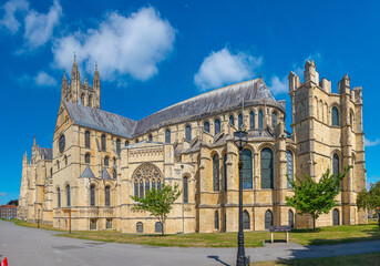 Fototapeta premium Canterbury cathedral viewed during a summer day, England