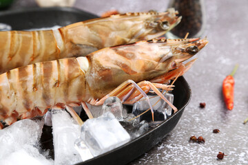Fresh Penaeus monodon shrimp © YH