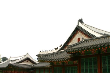 Fototapeta premium Elegant Curves of Korean Tiled Roofs and Vibrant Dancheong Painting at Royal Palace