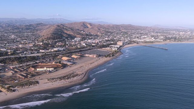 Ventura, California, Coastal view of with ocean waves along the Pacific shoreline. Scenic Southern California beach environment with natural light, open horizon, and relaxed coastal atmosphere