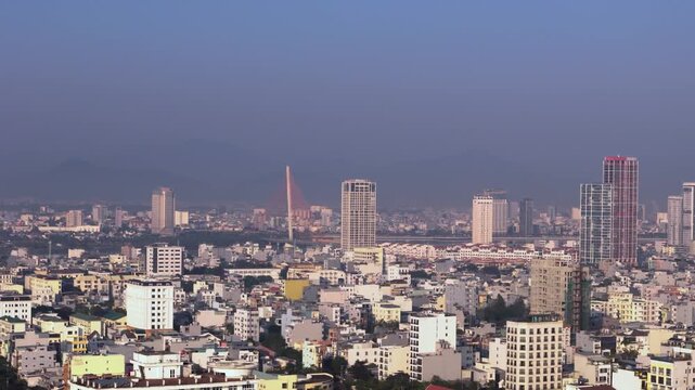 Tran Thi Ly Bridge seen from far, Da Nang cityscape