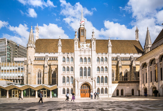 Guildhall Plaza with government buildings, Guildhall Art Gallery and St Lawrence Jewry. City of London 