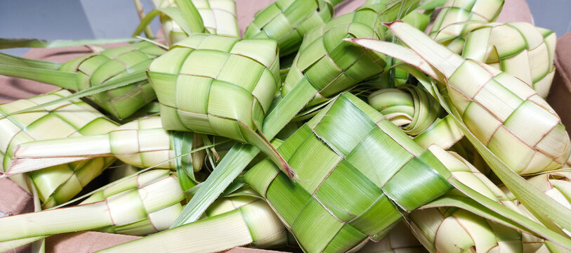 Eid al-Fitr ketupat