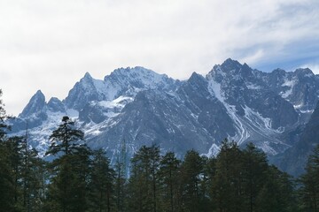 Obraz premium snow covered mountains