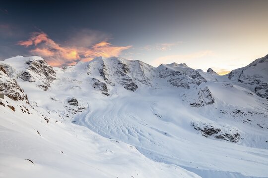 Winter mountain panorama on the Diavolezza in the evening, view of the Bernina Group, Piz Pal&uuml;, Bellavista, Piz Bernina, Persgletscher, Engadin, Switzerland