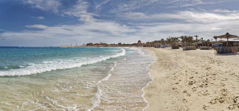Sandy beach beach and coral reef Abu-Dabbab, Hilton Nubian Resort, Al Qusair, Marsa Alam, Egypt