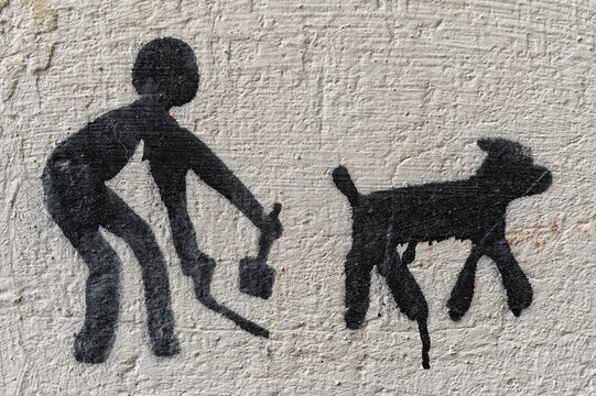 No dog pooping warning sign painted on a wall, Old Tbilisi, Georgia