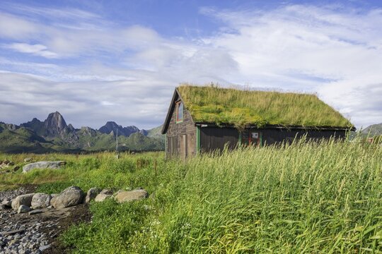 Holiday cottage on Eidsfjord, Lang&oslash;ya, Vesteralen, Nordland, Norway