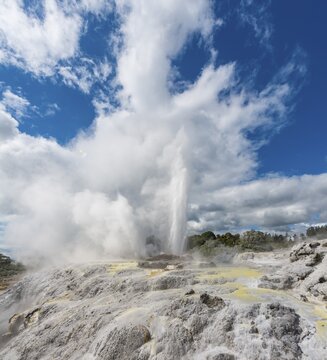 Water fountain and vapor, Pohutu Geyser and Prince of Wales Feathers Geyser, Te Puia, Whakarewarewa, Rotorua, New Zealand