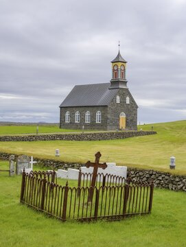 Hvalsneskirkja with cemetery, Sandger&eth;i, Su&eth;urnes, Iceland