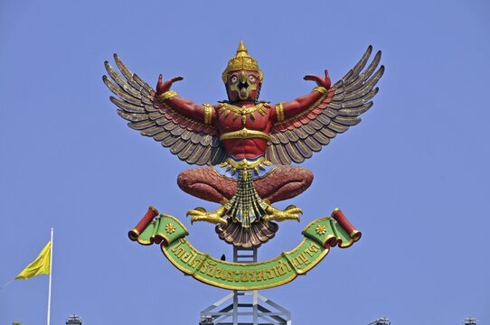 Garuda, emblem and official seal of the governmental authorities, Bangkok, Thailand, Asia, PublicGround