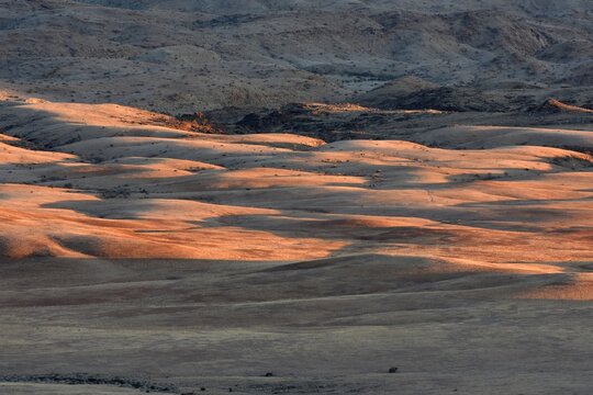 Abendstimmung im Namib-Naukluftpark (Namib-Hochland)