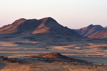 Naklejka premium Abendstimmung im Namib-Naukluftpark (Namib-Hochland)