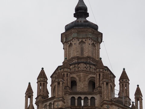 exterior del cimborrio de catedral de Tarazona, Zaragoza, con elementos mud&eacute;jares y renacentistas, tambi&eacute;n conocido como Torre Linterna, del siglo diecis&eacute;is, con veinticuatro metros de altura, Arag&oacute;n