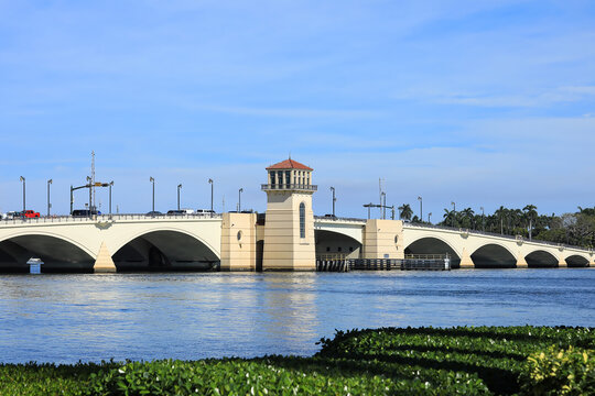 Royal Park drawbridge in West Palm Beach, Florida, USA.  Royal Park Bridge connects Palm Beach with West Palm Beach over the Lake Worth Lagoon.