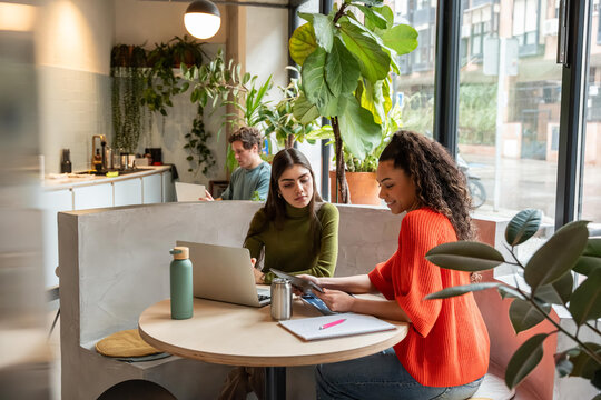 Collaborative energy in a modern coworking space