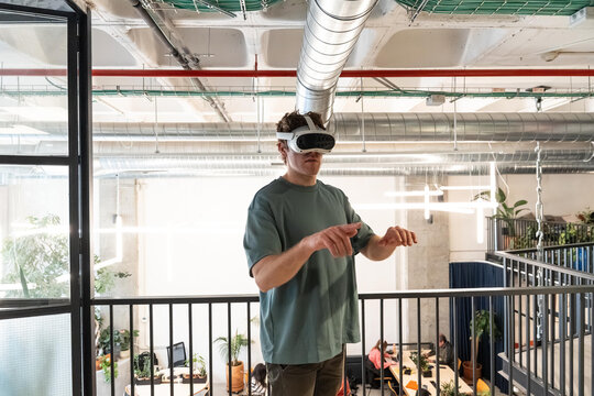 Virtual reality experience in modern office environment