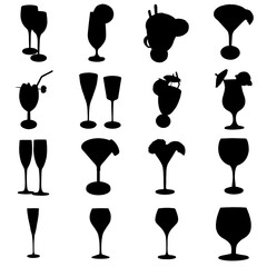 Copas de diferentes bebidas