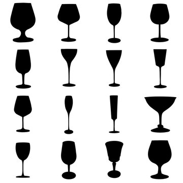 Copas de diferentes bebidas