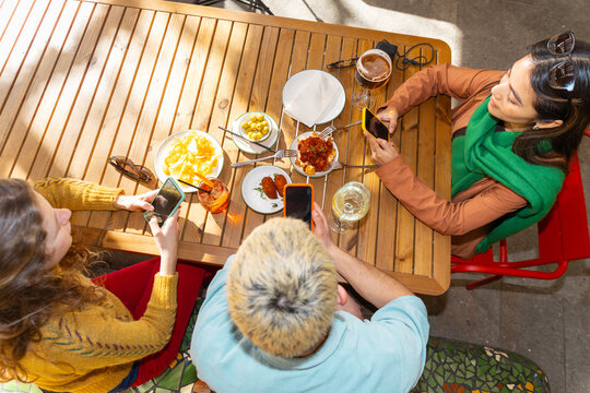 Friends enjoying tapas and quality time together