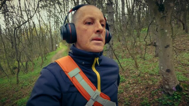 Promoting a proactive approach to aging, longevity, and a vibrant healthy lifestyle through regular outdoor running.