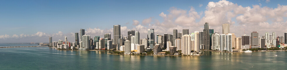 Fototapeta premium Panorama of Miami skyline. Panorama cityscape of Brickell Miami. Skyscrapers of Brickell. Panorama of the Miami financial district. Panorama aerial of Brickell in Miami Beach.