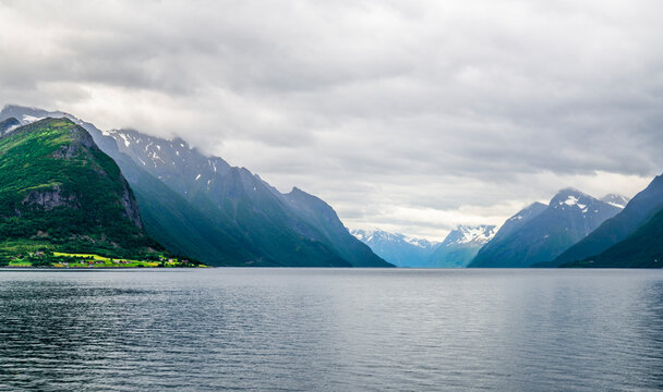 Sailing, Norwegian Sea, Alesund, Hjorundfjord, Finnmark, Norway, Arctic town, Norwegian fjords