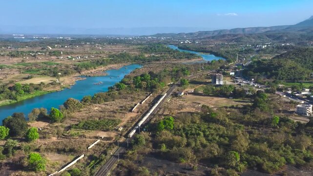Scenic Vadodara Mumbai Expressway(virar - JNPT spur) Stretch With Countryside Surroundings