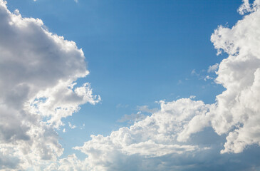 Obraz premium Sunny sky with clouds