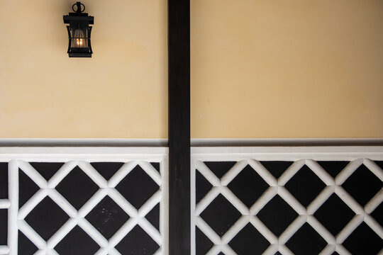 なまこ壁とランプ