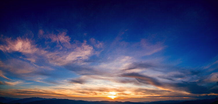 CIELO Y NUBES