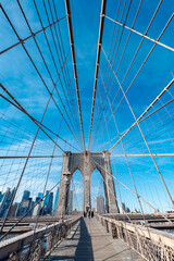 Obraz premium Suspension cables and pedestrian walkway on the Brooklyn Bridge in New York City, USA