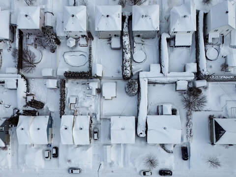 vue a&eacute;rienne d'une banlieue de Qu&eacute;bec en hiver, Canada