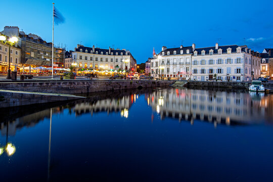 Vannes Gambetta Square Port Buildings Reflection Dusk Long Exposure