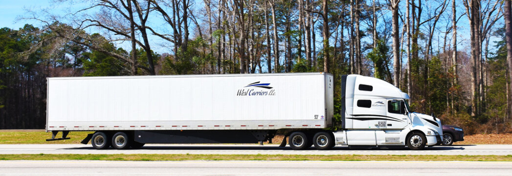 West Carriers Company Truck, Interstate 95, North Carolina, USA
