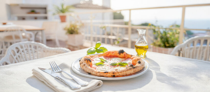 美味しそうなイタリアンビザ「マルゲリータ」