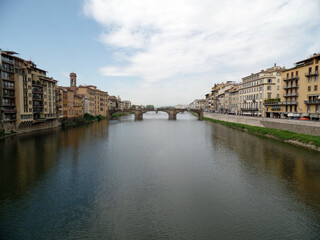 Fototapeta premium Florence Cityscape with Ponte Vecchio Over Arno River
