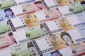 Obraz premium Korea, Korean cash bills, and the won currency for exchange and financial transactions. Korean won