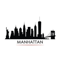 Obraz premium Silhouetted skyline of manhattan featuring the statue of liberty and brooklyn bridge