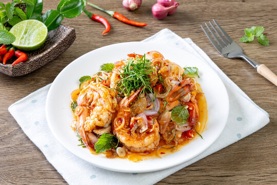 Spicy Shrimp Salad with Lemongrass (Thai Spicy Shrimp Salad)