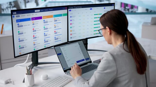 Payroll Software System Ensuring HR